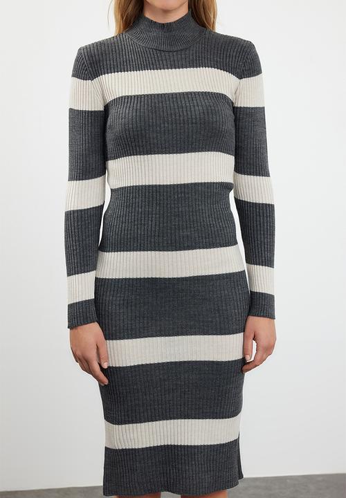 Trendyol - Midi Knit Bold Stripe Dress - Grey & White 