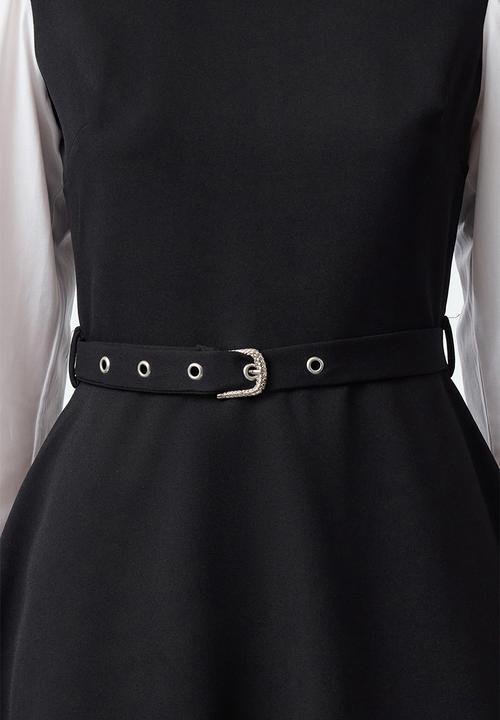 Trendyol - Mini Aline Woven Belted Sleeveless Dress - Black