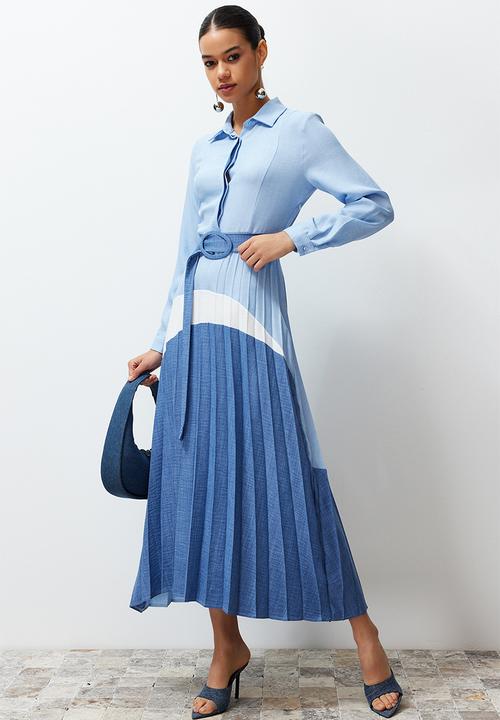 Trendyol - Midi Woven Pleated Dress - Blue