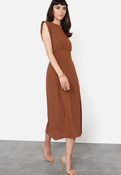 Trendyol - Midi Straight Cut Woven Snashed Dress - Brown