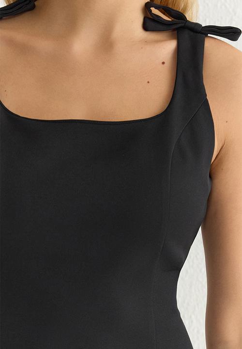 Trendyol - Mini Bodycon Square Neck Woven Dress - Black