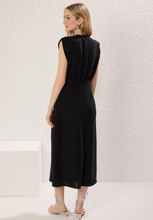 Trendyol - Midi Straight Cut Woven Snashed Dress - Black