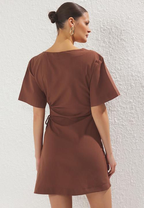 Trendyol - Mini T-Shirt  Dress - Brown