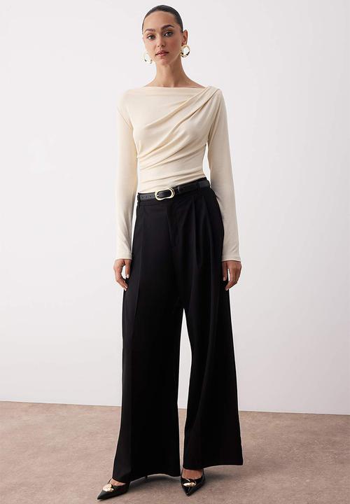Trendyol - Fitted/Slim Fit Asymmetrical Neckline Detail Knitted Blouse - Stone