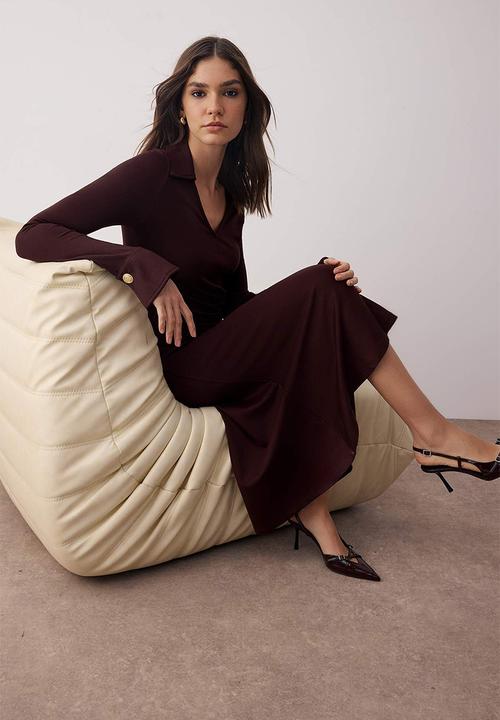 Trendyol - Midi Pencil knit V Neck Dress - Brown