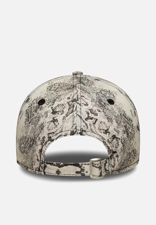 New Era - Female snake 9forty®-brown