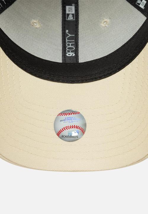 New Era - Female league essential 9forty®-cream