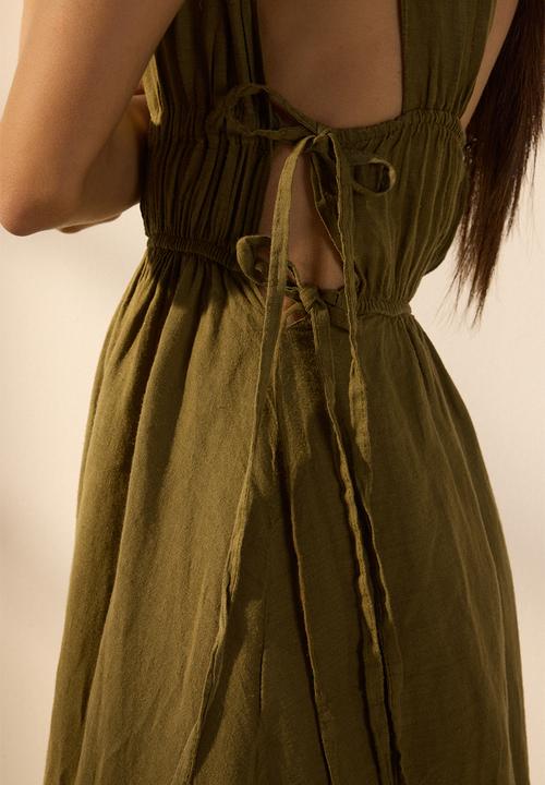 Trendyol - Maxi Sleeveless V Neck Woven Dress - Khaki
