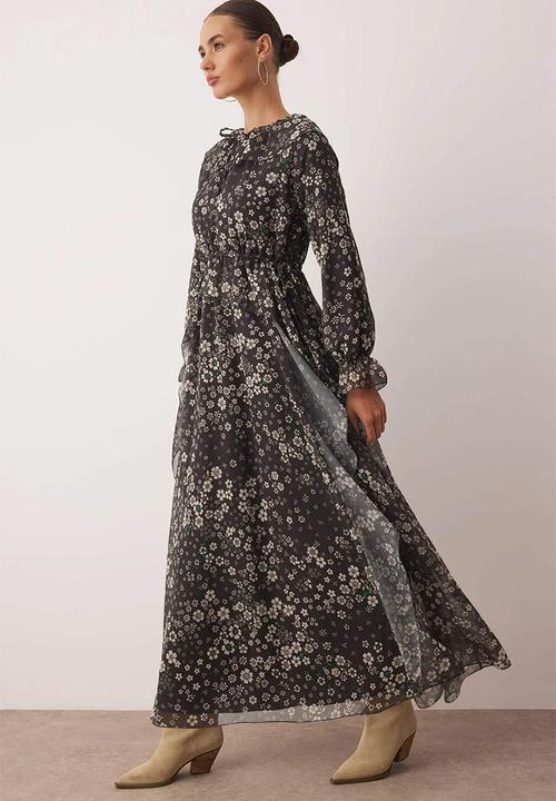 Trendyol - Maxi A line Woven Dress - Floral Black