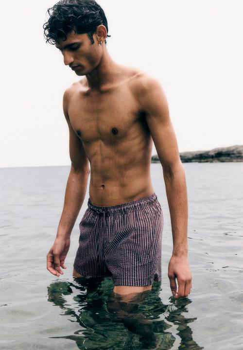 Seersucker swim shorts - aubergine purple striped