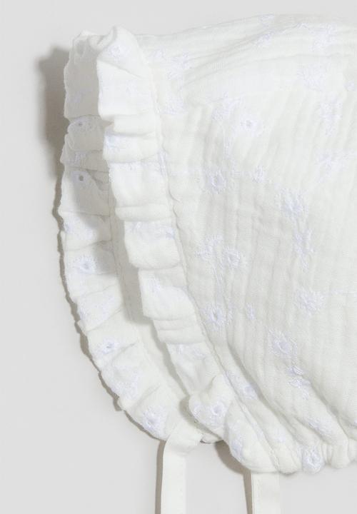 H&M - Broderie anglaise muslin bonnet - white
