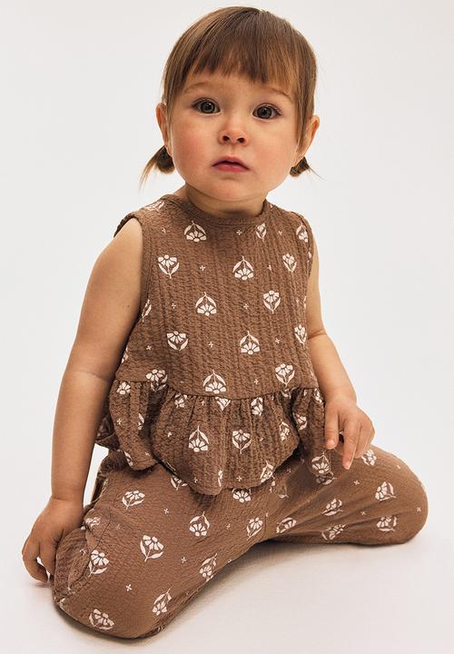 H&M - 2-piece top and trousers set - beige floral