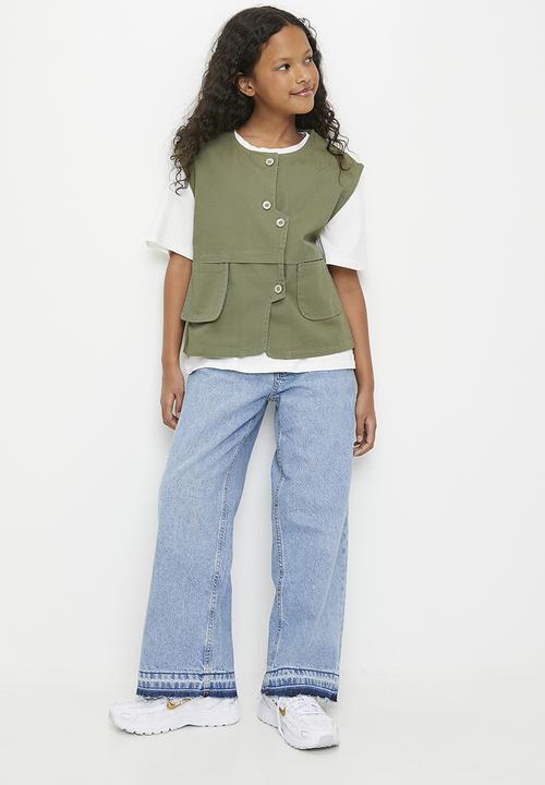 Pop Candy - Stylised button closure vest with square patch tee - green/white