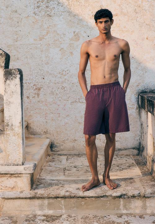 H&M - Relaxed fit cotton shorts -  burgundy striped