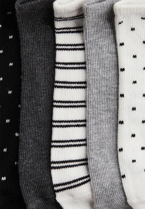 H&M - 7 Pack trainer socks - white/spotted