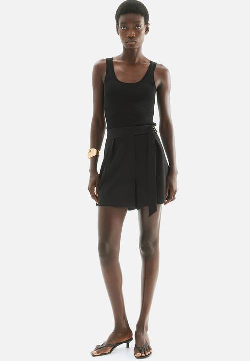 H&M - Belted shorts - black