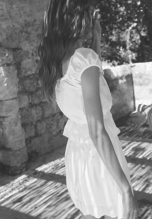 H&M - Broderie anglaise skirt - white