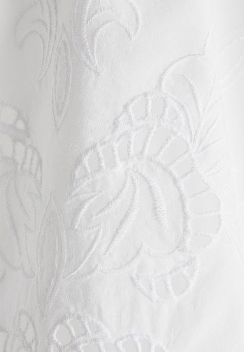 H&M - Broderie anglaise skirt - white