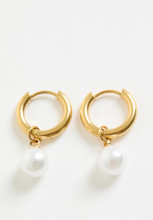 Zoe on Trend - Stylish Pearl Hoop And Drop Earrings- Gold/White