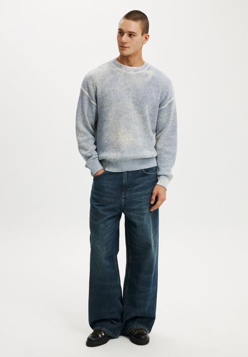 Cotton On - Y2K Box Fit Crew Knit - Blue Spray