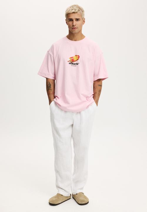 Cotton On - Box Fit Graphic T-shirt - Corsage/Popsicle