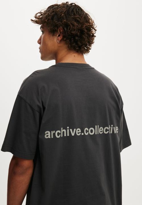 Box Fit Text T-Shirt - Washed Black/Archive Collective
