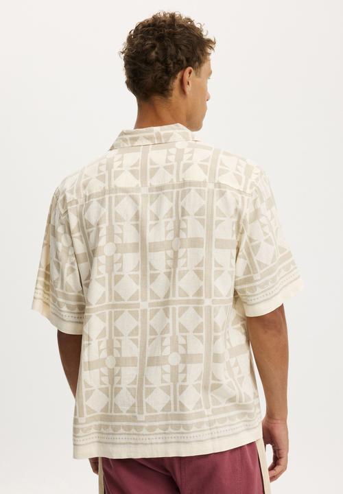Cotton On - Cabana Short Sleeve Shirt - Stone Tile Print