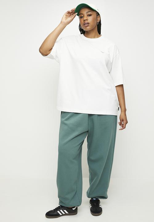 adidas Originals - Plus ESS JOGGER FT W - green