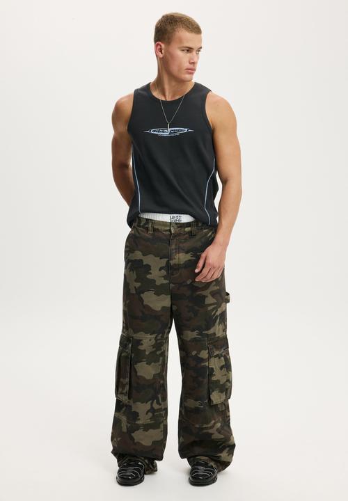 Cotton On - Cropped Rib Muscle - Washed Black/Y3K Utopia