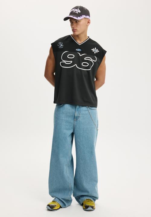 Cotton On - Football Muscle Jersey - Washed Black/Ninetysix