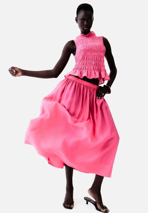 H&M - Smocked top - bright pink