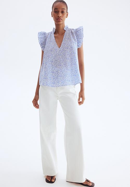 H&M - Frill-trimmed blouse - white & light blue floral