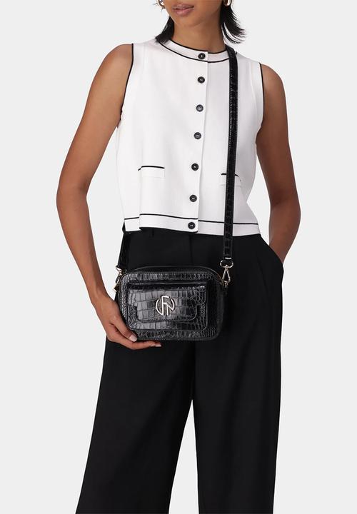 Forever New - Cooper croco camera bag in black