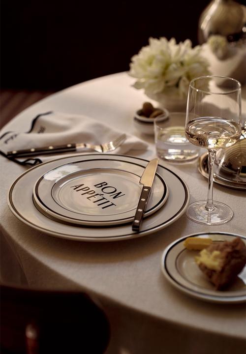 H&M - Porcelain mid plate - white/bon appétit 