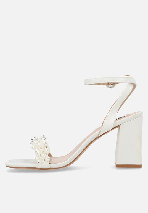 Be Mine - Jayna block ankle strap heel - ivory satin