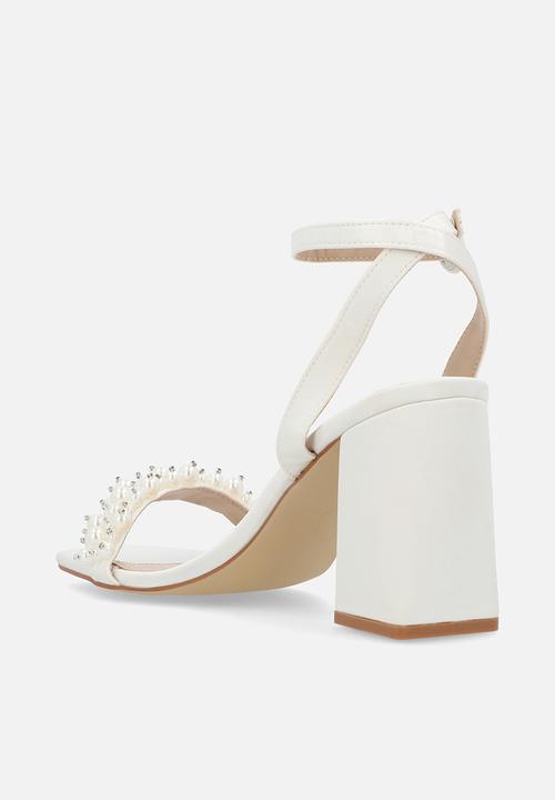 Be Mine - Jayna block ankle strap heel - ivory satin