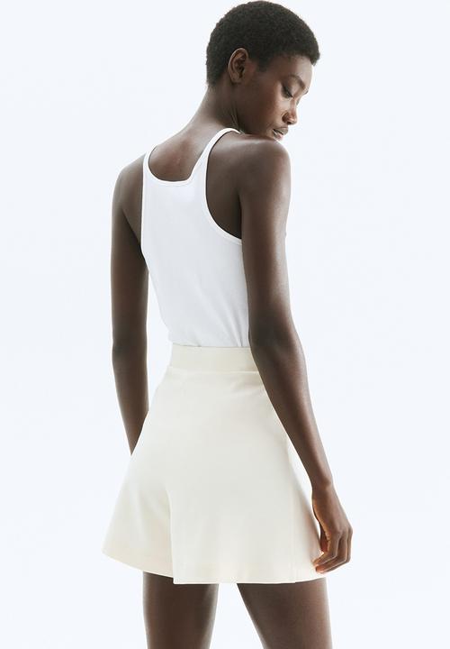 H&M - Belted shorts - cream