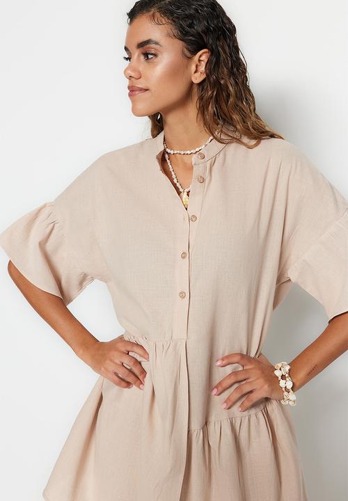 Trendyol - Mini Tiered Woven Dress - Beige