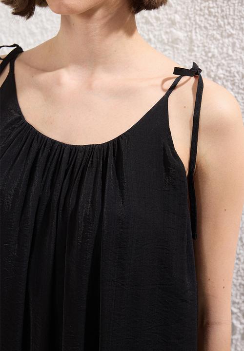 Trendyol - Maxi Drapey Woven Dress - Black