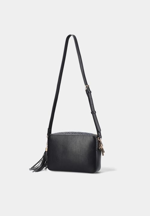 Forever New - Charlie embossed logo camera bag - black