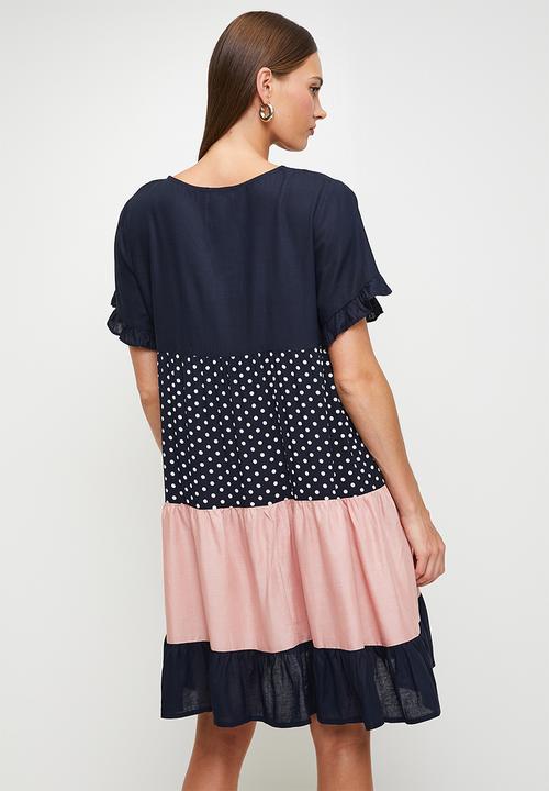 Stella Morgan - S/S With Flutter Babydoll Mini Dress With Tiers - Navy