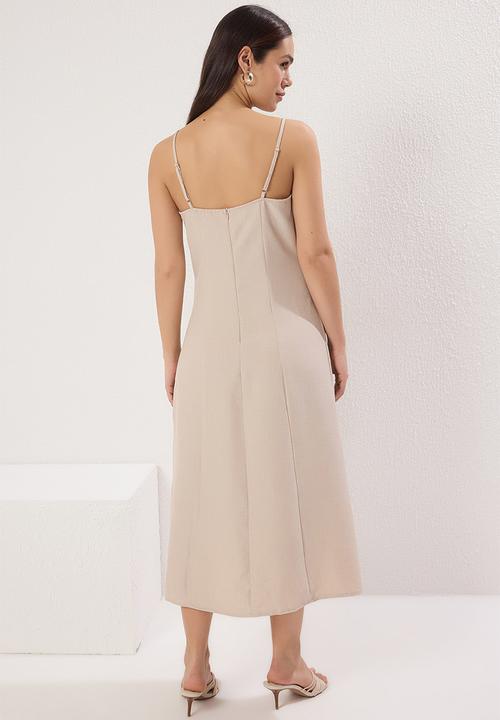 Trendyol - Midi Straight Cut Woven Dress - Beige