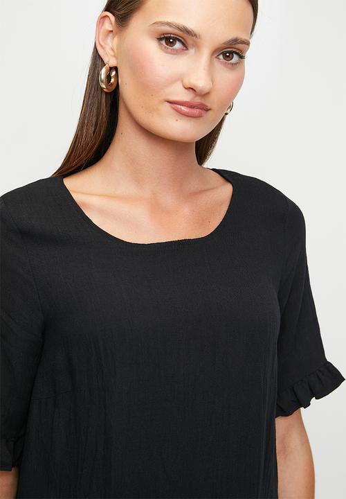 Stella Morgan - Short Sleeve Flutter Easywearing Blouse With Lader Lace Detail - Black