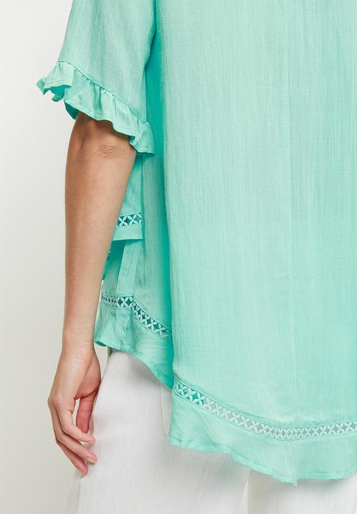 Stella Morgan - Short Sleeve Flutter Easywearing Blouse With Lader Lace Detail - Spearmint