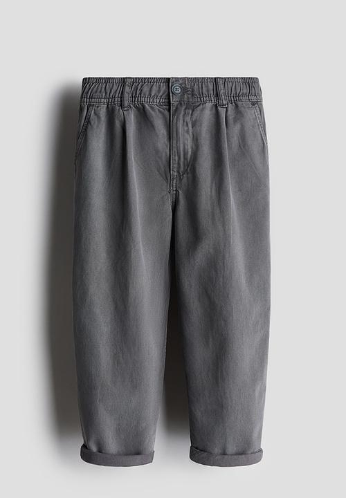 H&M - Loose-fit tapered twill chinos - grey