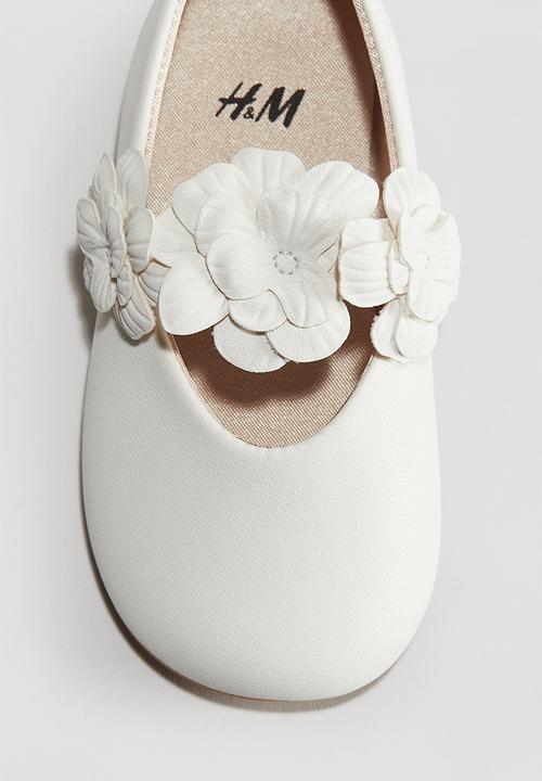 H&M - Appliquéd ballet pumps - white
