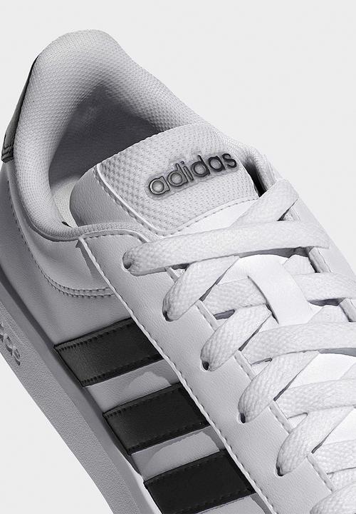 adidas Performance - Grand Court 3.0 J - Ftwr White/Core Black/Ftwr White