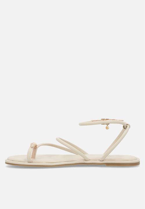 Miss Black - Kali 2 flat sandal - bone