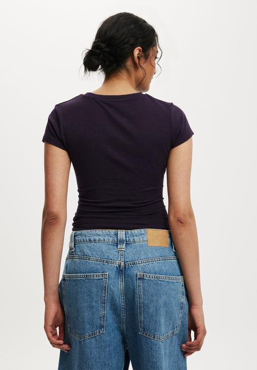 Cotton On - All day crew tee - velvet currant
