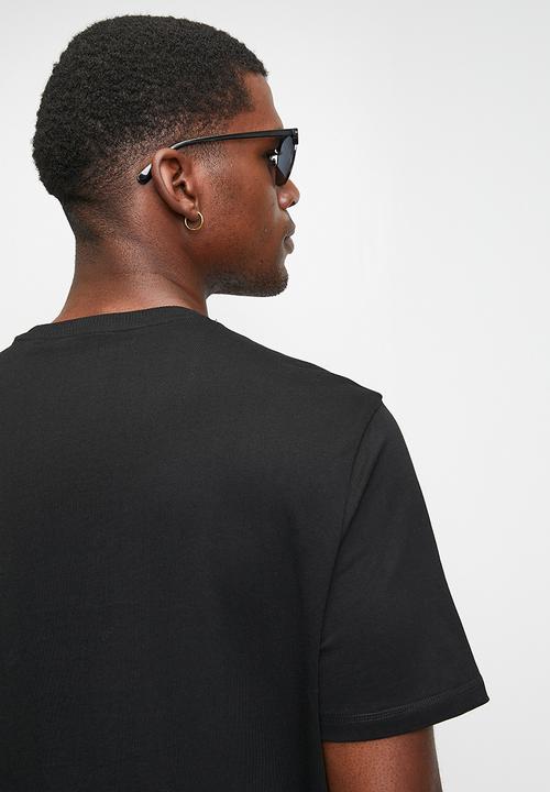 GUESS - Ss Cn Guess Triangle Tee - Jet Black A996